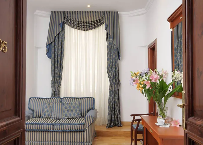 Relais Pierret 3* Рим